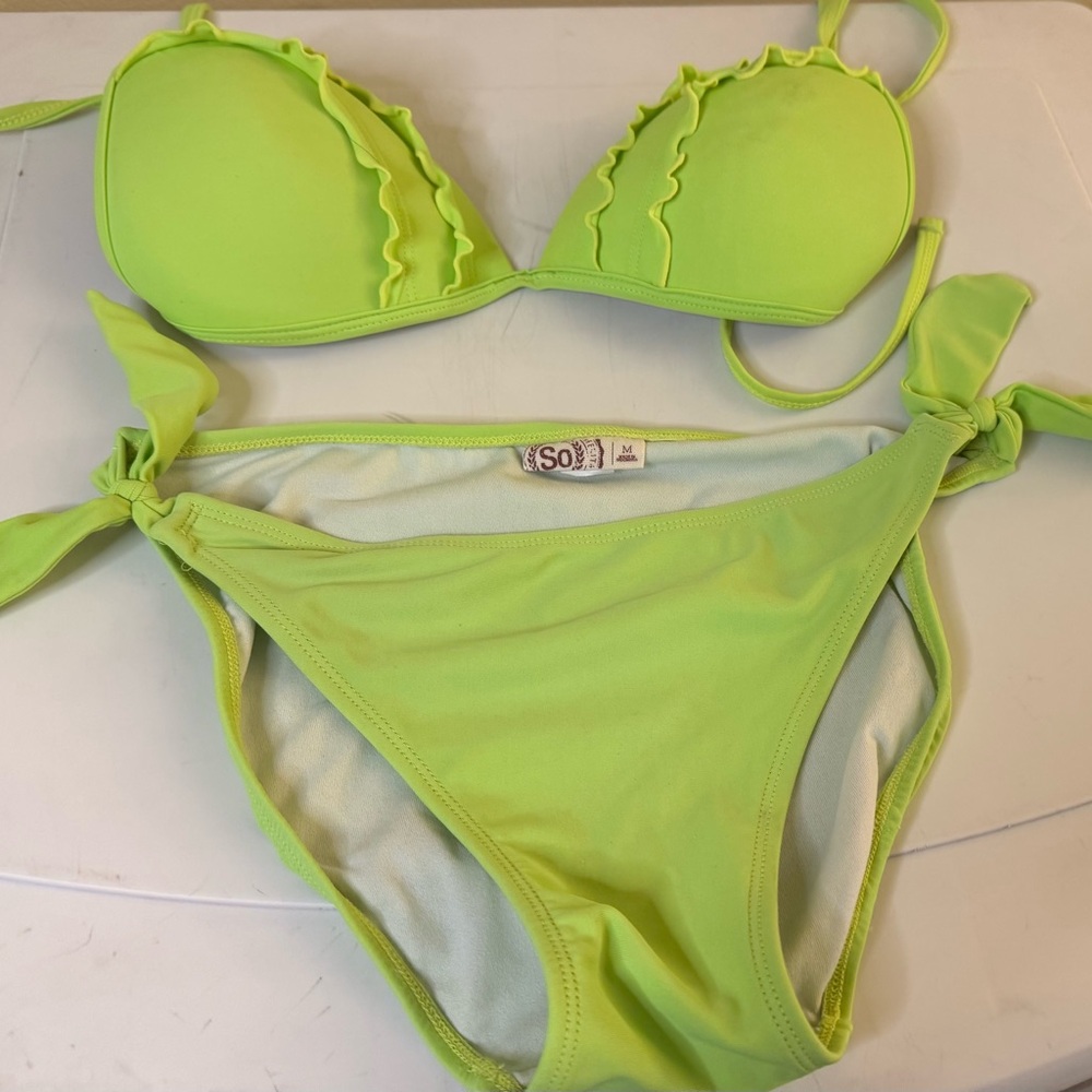 SO Neon Green Bikini Set. Used.  Super fun summery color!